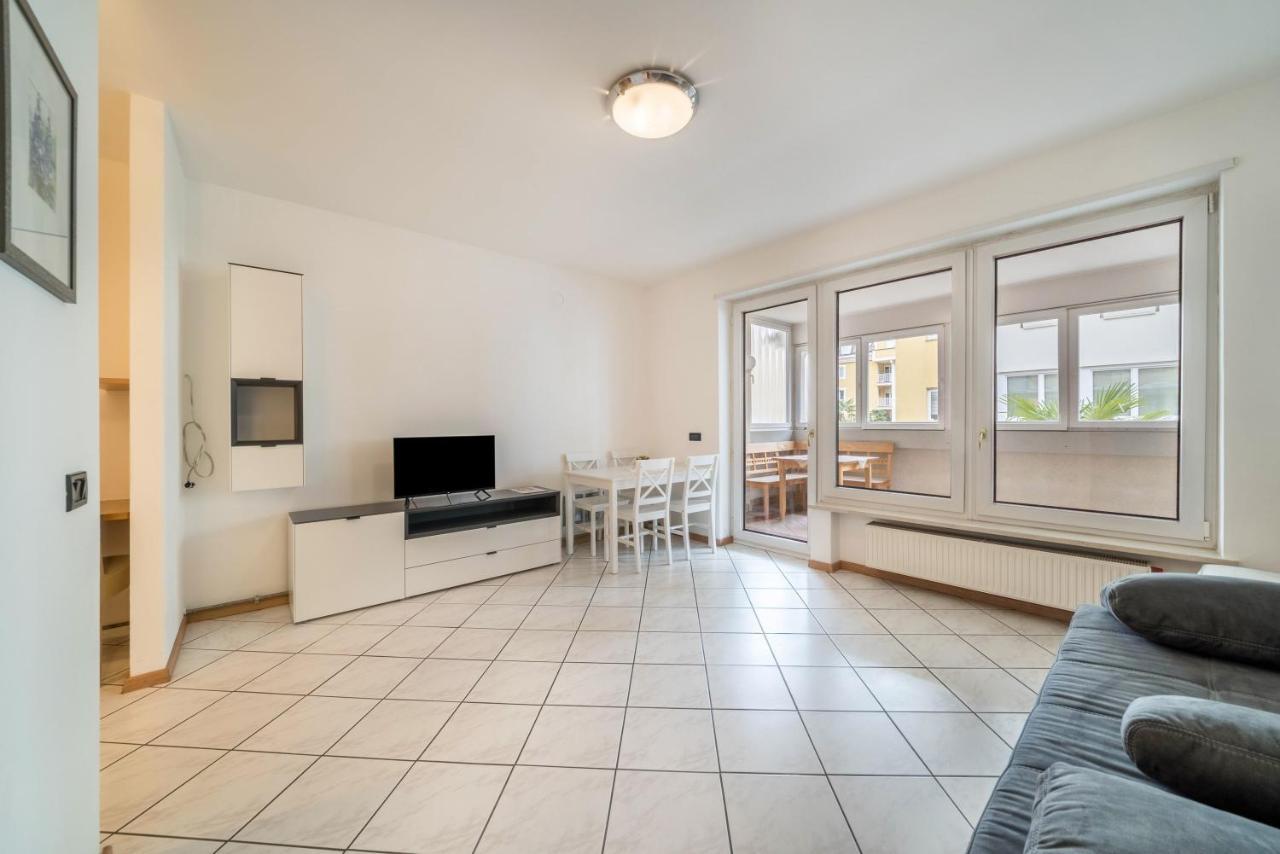 Laurin Apartment *